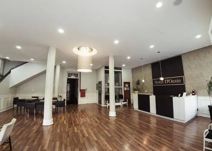 MOVA Hotel D'oeste - Localizado em frente a Praça Principal da Cidade, na área Central - Pé na Praça Poços de Caldas