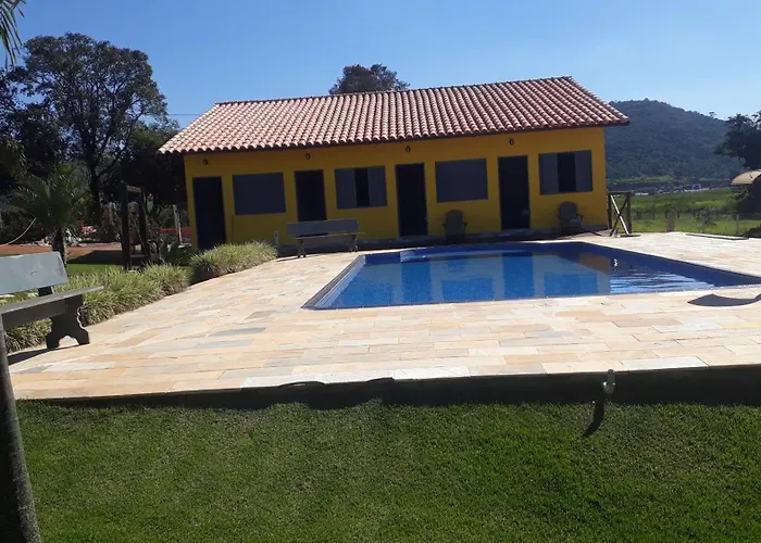 TuTu TonTo Acomodações e Lazer Capitólio