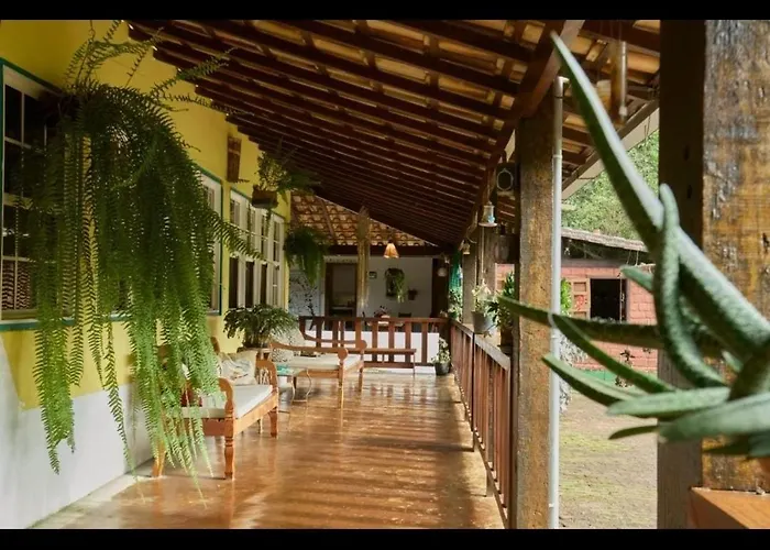 Pousada Verde Folhas Casa Branca