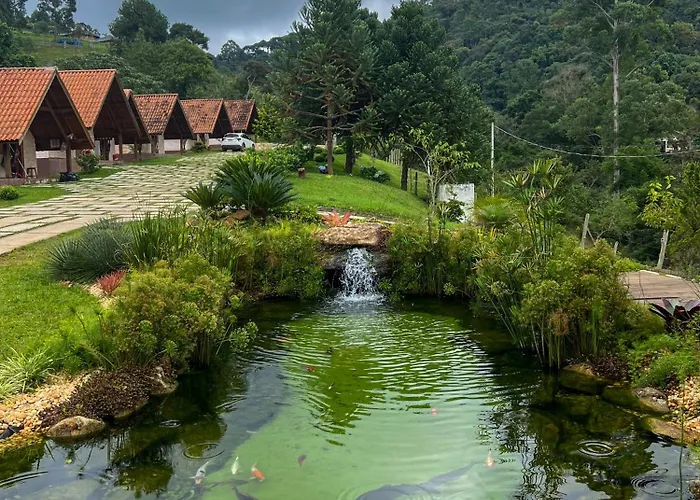 Chales Elliotti Monte Verde 