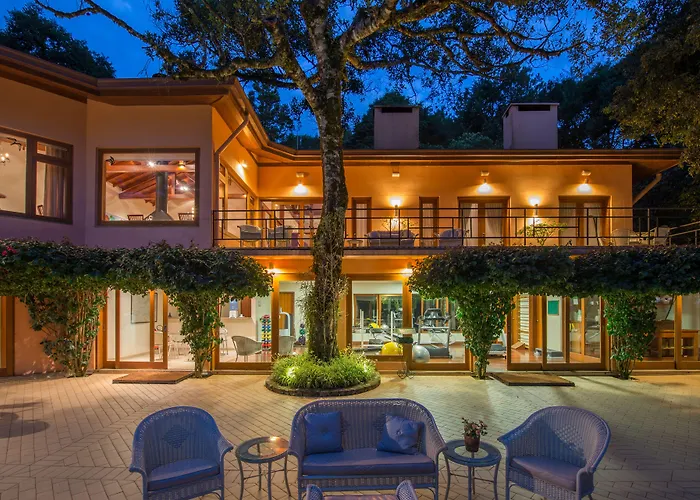 Kuriuwa Hotel Monte Verde 