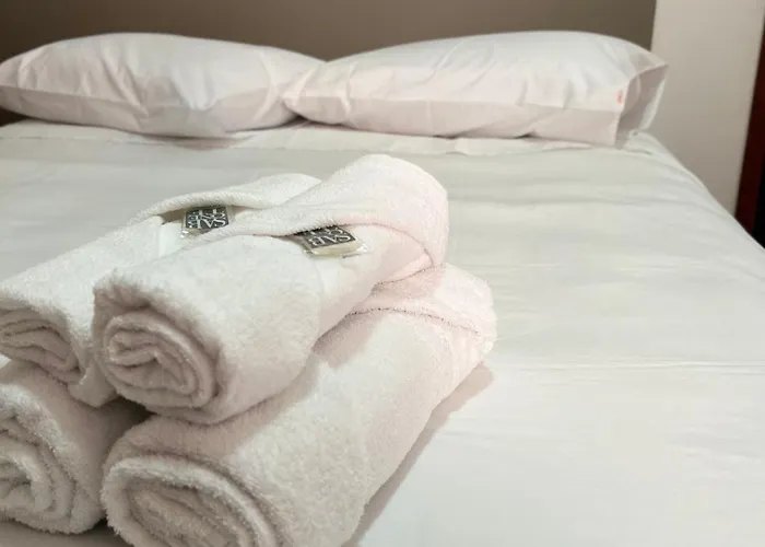 Hotel Thermas da Mantiqueira - Poços de Caldas - De frente para a Praça Central e Relógio Floral