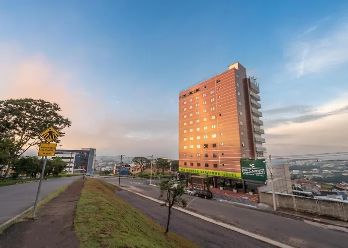 Via Garden Varginha Hotel